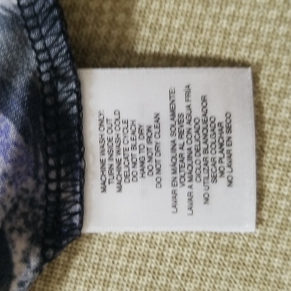 🥳Host Pick🥳 Kasper Purple and Black Animal Print Top - Picture 5 of 6